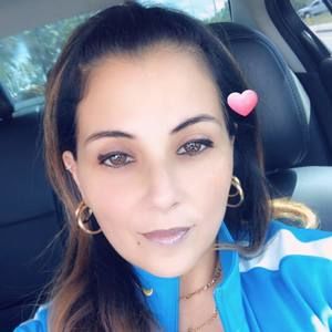 Meet your Posher, Janet